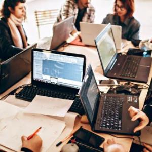 Fomentando la Colaboración Internacional en Línea en las Universidades: Desafíos y Oportunidades