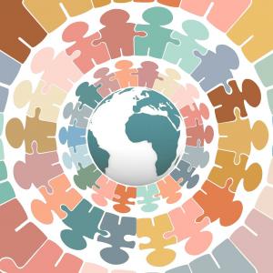 Dominar el arte de la integración global: Cómo pueden las universidades equilibrar la globalización y la identidad local